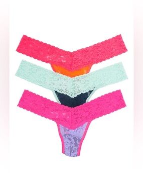 Hanky Panky Low Rise Lace Thong - Pack of 3
